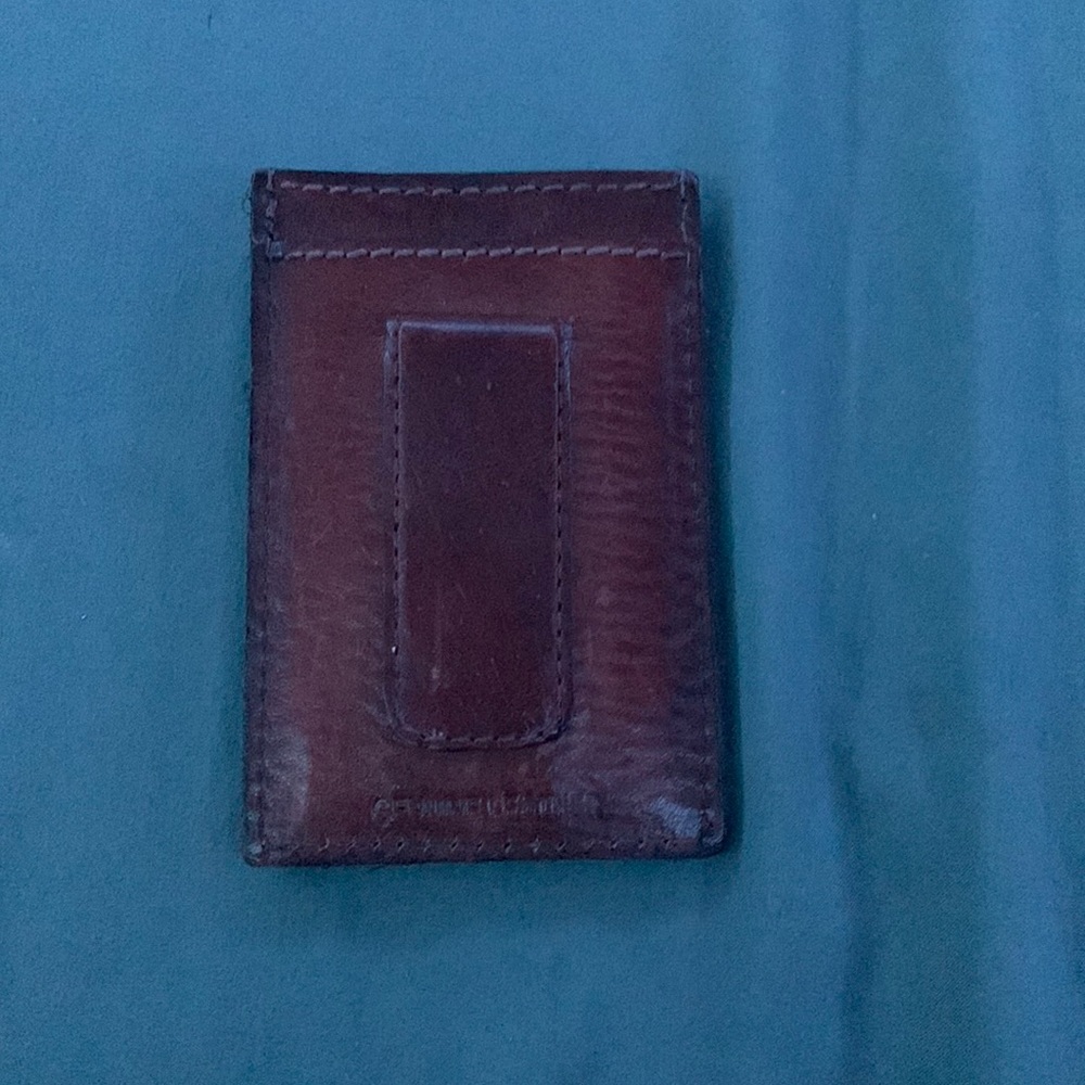 Wilson’s leather wallet(new)